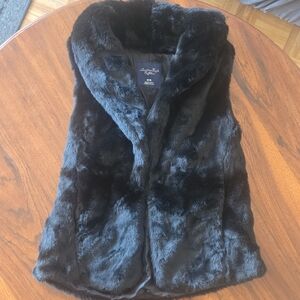 American Eagle Outfitters Dark Faux Fur Vest